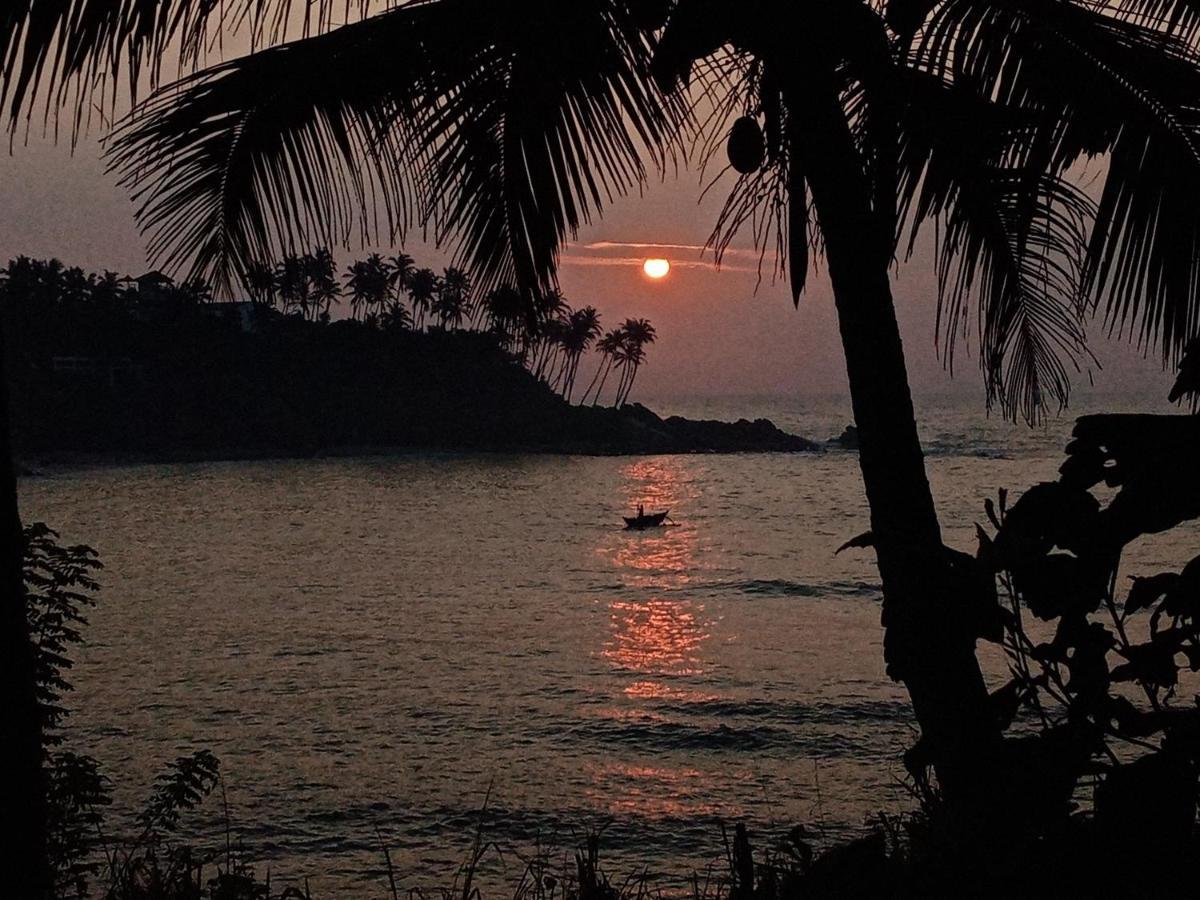 Surf Paradise Tangalle Exterior photo