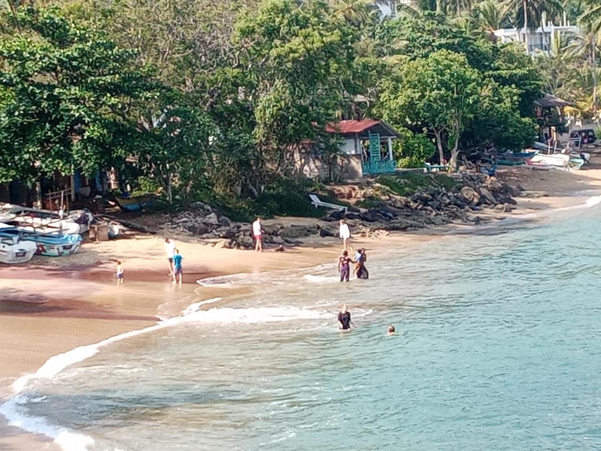 Surf Paradise Tangalle Exterior photo